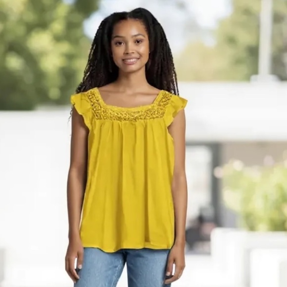 Banana Republic Sleeveless Yellow Crochet Blouse with Ruffle, M, Cottagecore